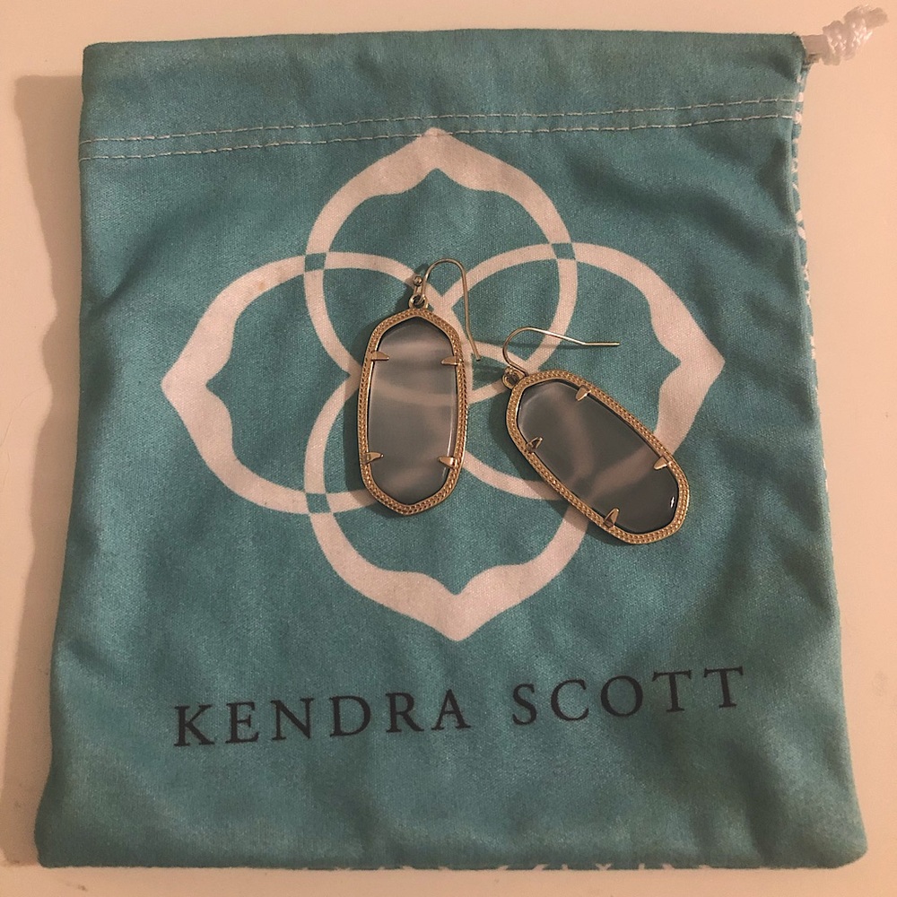 Kendra Scott droop earrings